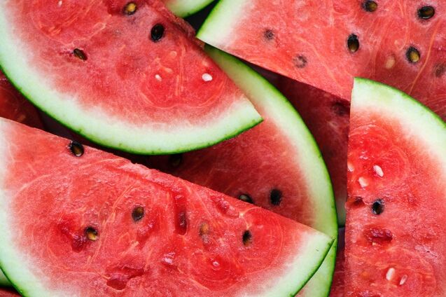 Mga hiwa sa watermelon